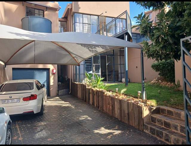 4 BEDROOM APARTMENT FOR SALE IN BASSONIA